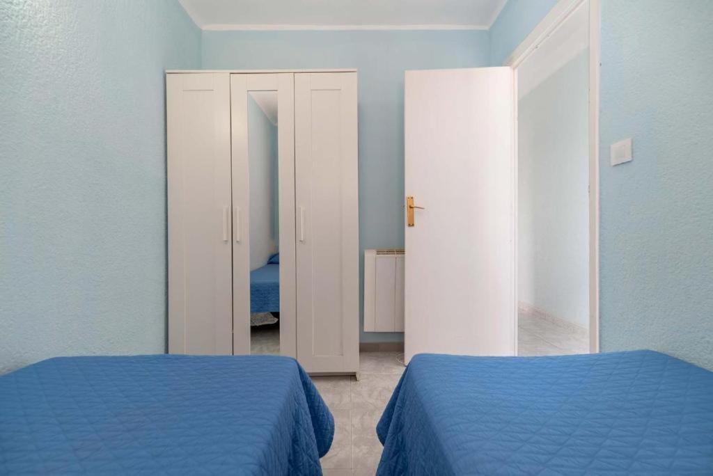 Apartamentos Denis Castelldefels Extérieur photo