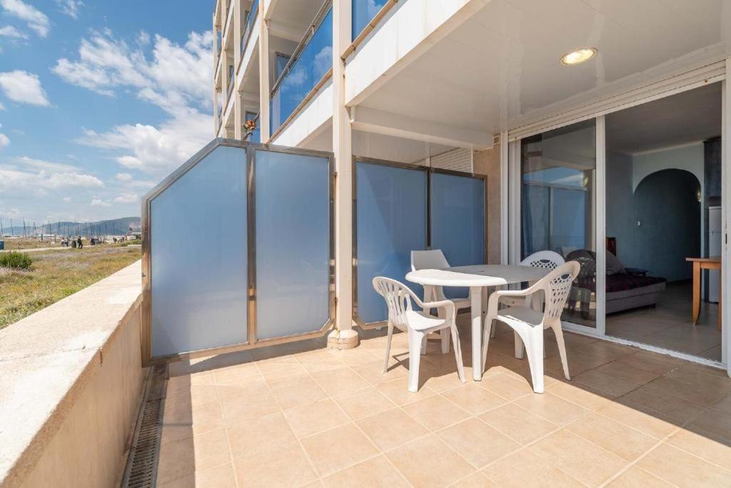 Apartamentos Denis Castelldefels Extérieur photo