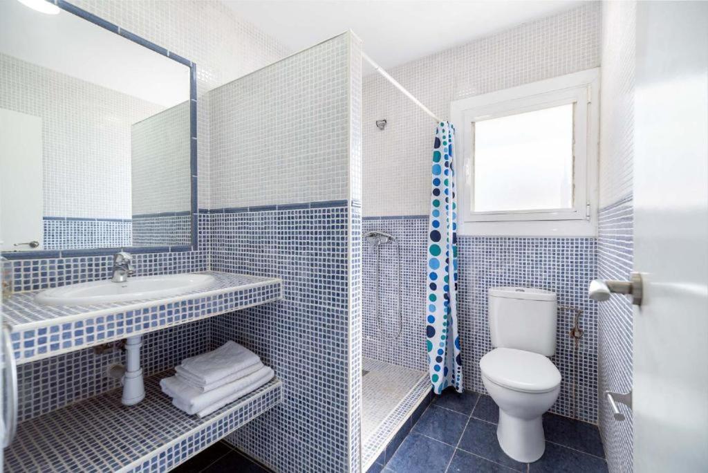 Apartamentos Denis Castelldefels Extérieur photo