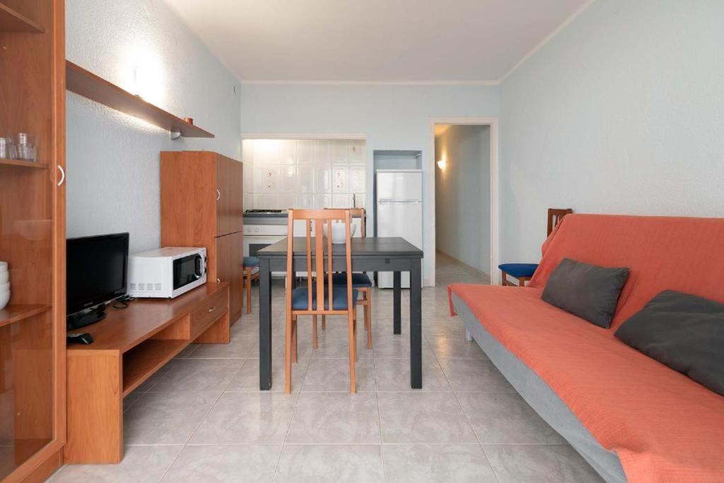 Apartamentos Denis Castelldefels Extérieur photo